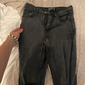 Pretty Little Thing Ripped Skinny Jeans Size 4